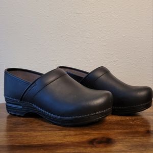 Black Dansko XP, size 39